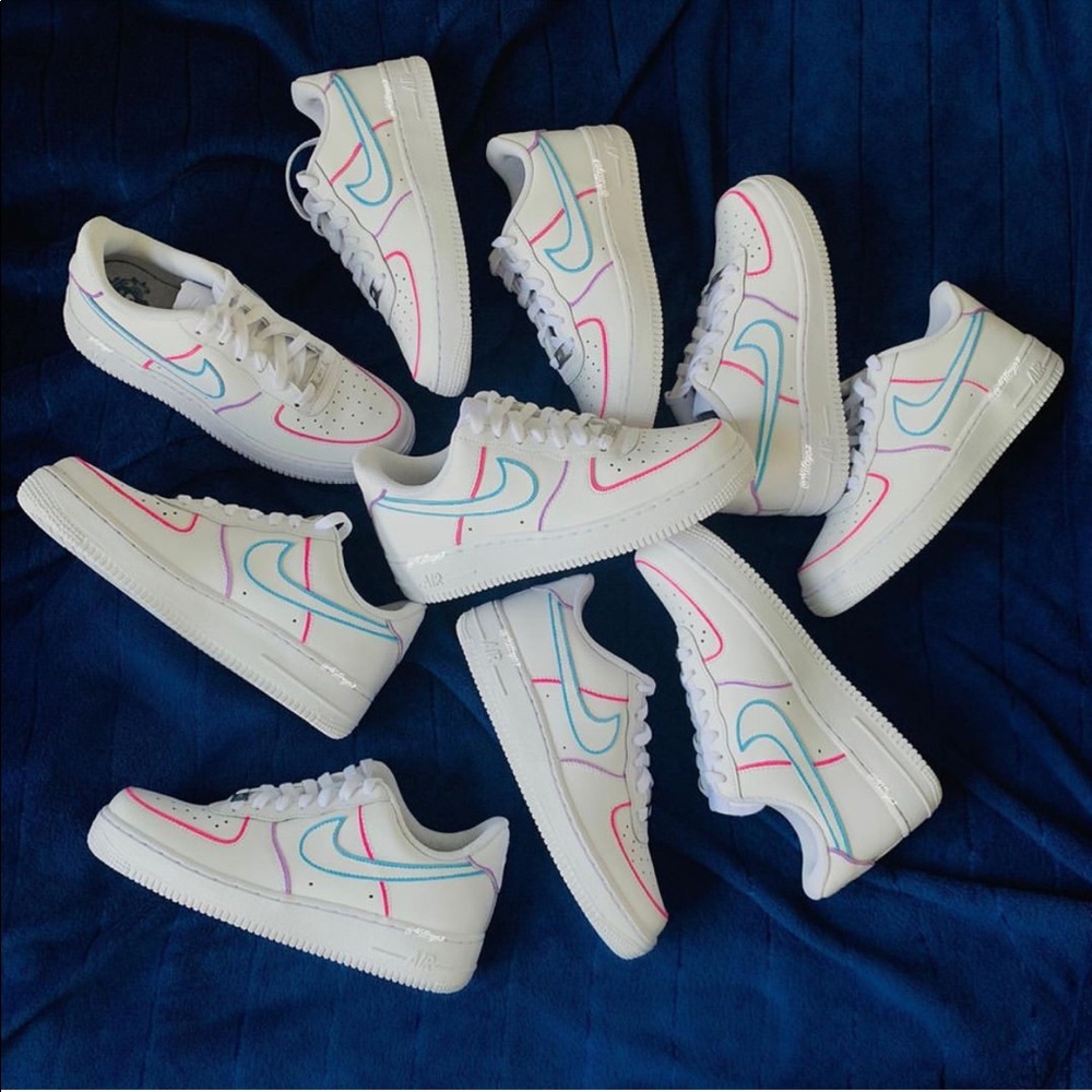 Rainbow Rare Air Force 1 - Picture 2 of 2